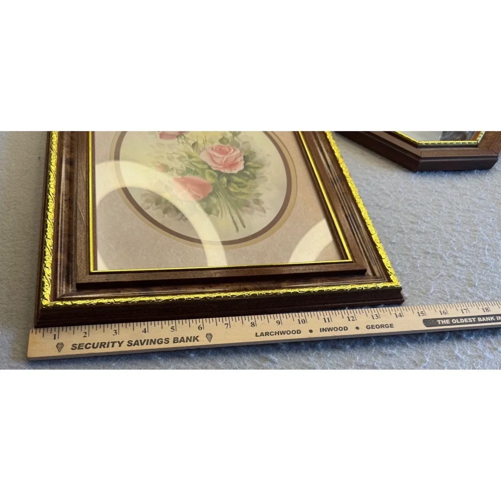Vintage Wood Grain Gold Trim Picture Frame Wall Art Brown 13.5x16.5